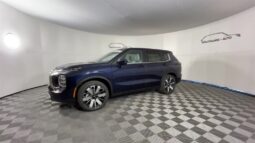 
										Mitsubishi Outlander full									