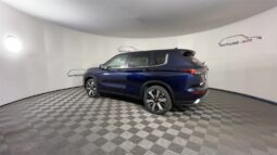 
										Mitsubishi Outlander full									