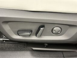 
										Mitsubishi Outlander full									