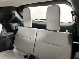 
										Mitsubishi Outlander full									