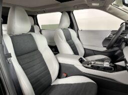 
										Mitsubishi Outlander full									