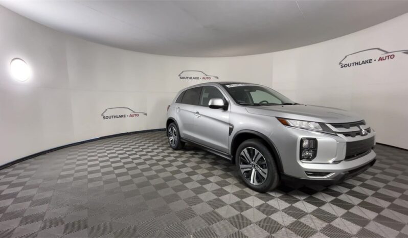 
 Mitsubishi Outlander Sport full									
