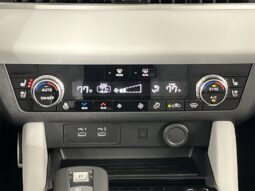 
										Mitsubishi Outlander full									