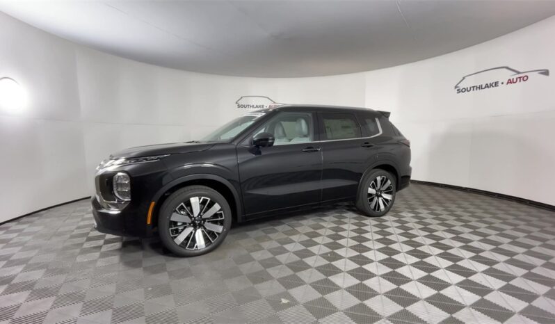 
								Mitsubishi Outlander full									