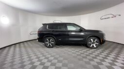 
										Mitsubishi Outlander full									