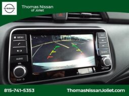 
										Nissan Versa full									
