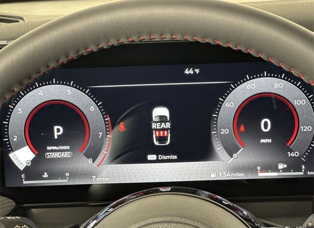 
								Nissan Kicks full									
