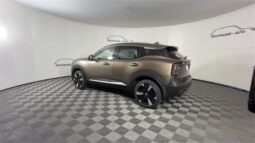 
										Nissan Kicks full									