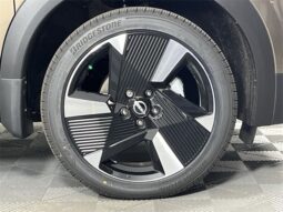 
										Nissan Kicks full									