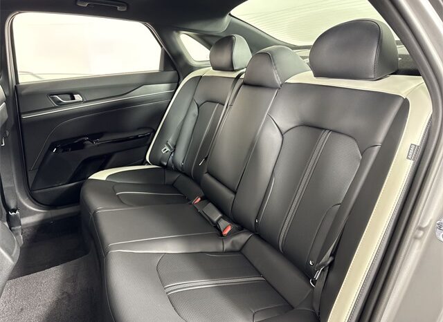 
 Kia K5 full									