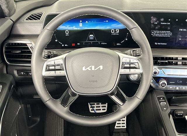 
								Kia Telluride full									