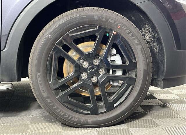 
								Kia Telluride full									