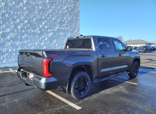 
								Toyota Tundra Hybrid full									