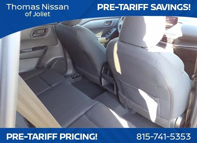 
								Nissan Rogue full									