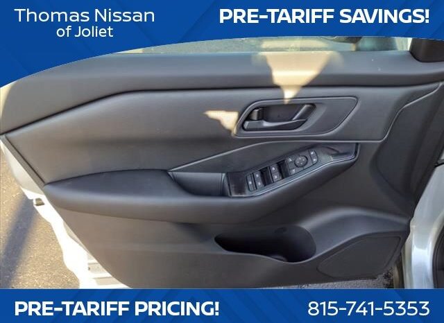 
								Nissan Rogue full									