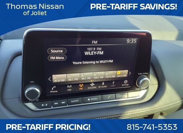 
								Nissan Rogue full									