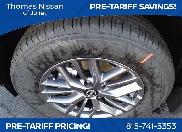 
								Nissan Rogue full									
