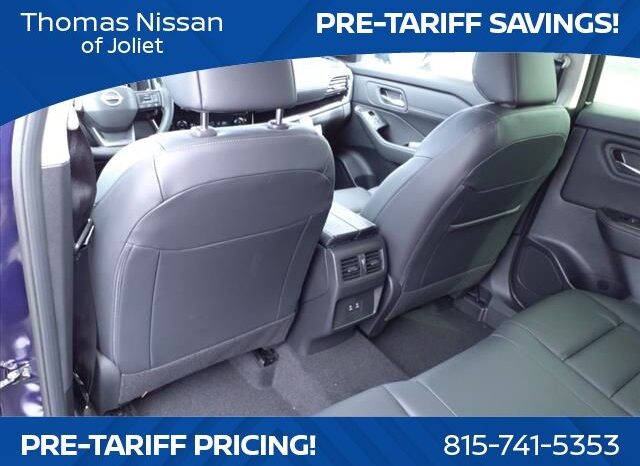 
								Nissan Rogue full									