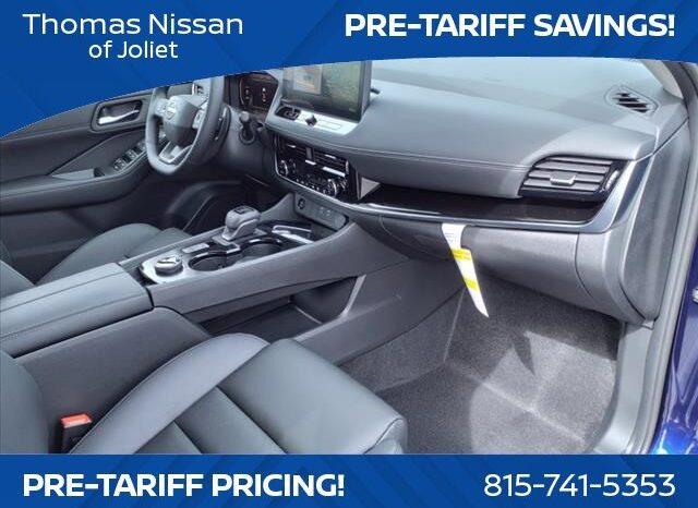 
								Nissan Rogue full									