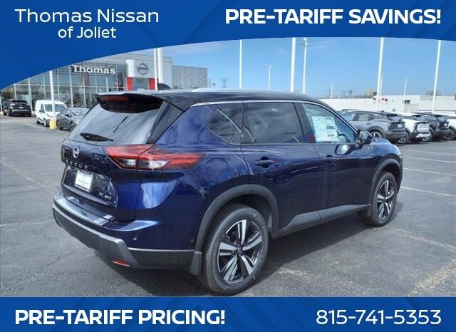 
								Nissan Rogue full									