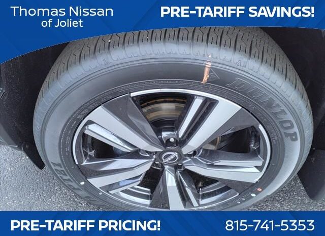 
								Nissan Rogue full									