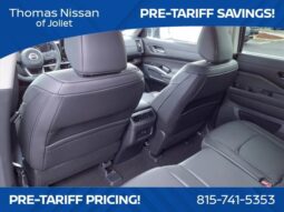 
										Nissan Pathfinder full									
