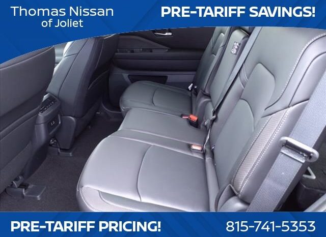 
								Nissan Pathfinder full									