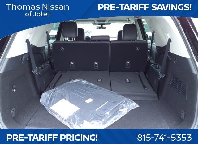 
								Nissan Pathfinder full									