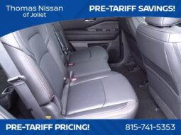 
										Nissan Pathfinder full									