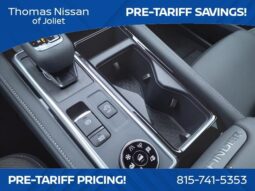 
										Nissan Pathfinder full									