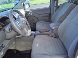 
										Nissan Frontier full									