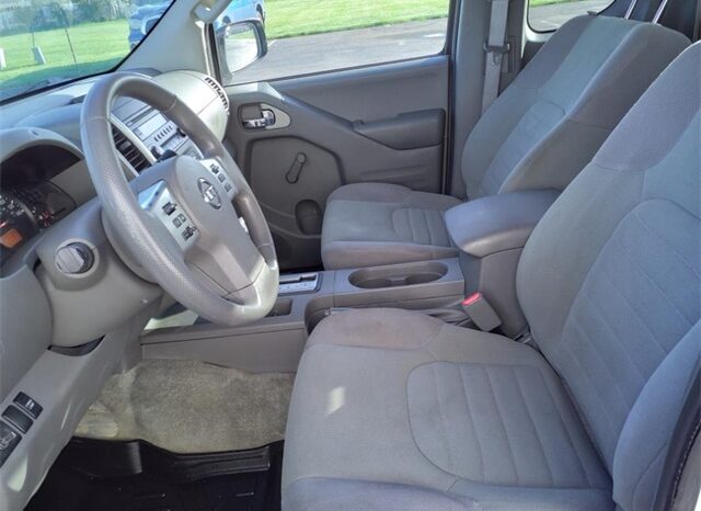 
								Nissan Frontier full									