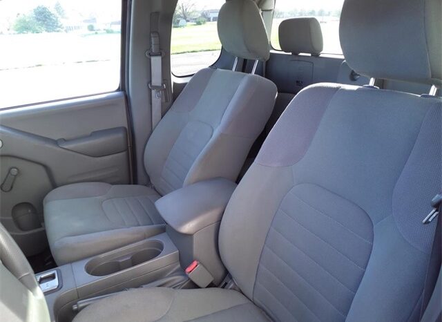 
								Nissan Frontier full									