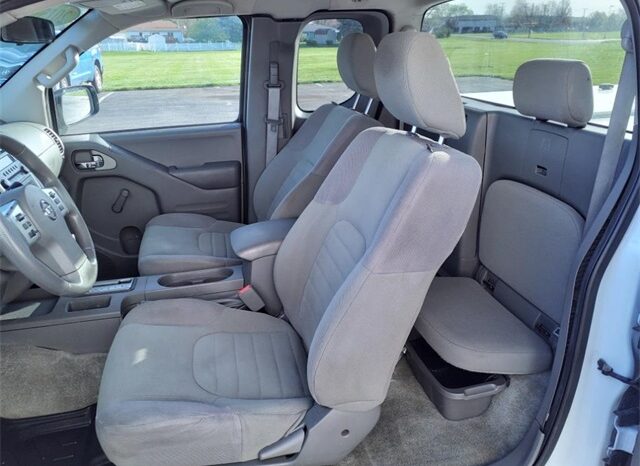 
								Nissan Frontier full									