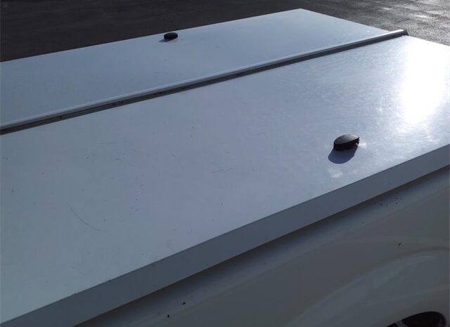 
								Nissan Frontier full									