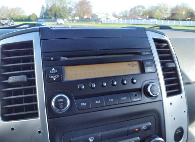
								Nissan Frontier full									