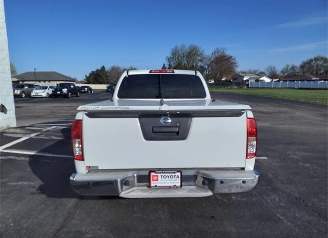 
								Nissan Frontier full									