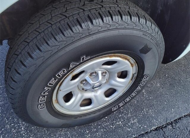 
								Nissan Frontier full									