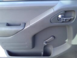 
										Nissan Frontier full									