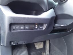 
										Toyota RAV4 Hybrid full									