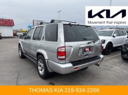 
										Nissan Pathfinder full									