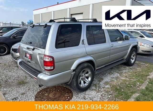 
								Nissan Pathfinder full									