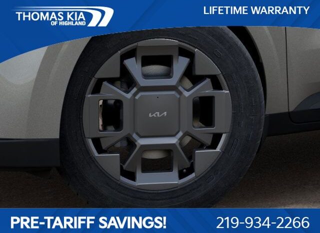 
								Kia Carnival Hybrid full									