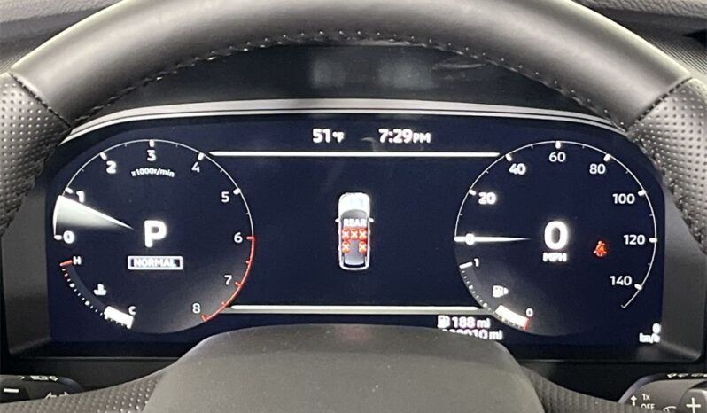 
								Mitsubishi Outlander full									