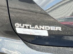 
										Mitsubishi Outlander full									