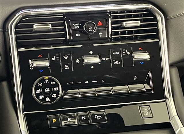 
								Nissan Armada full									