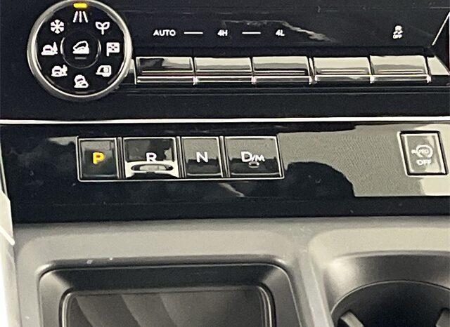
								Nissan Armada full									