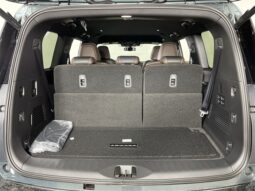 
										Nissan Armada full									