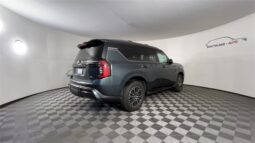 
										Nissan Armada full									