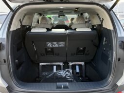 
										Kia Carnival Hybrid full									